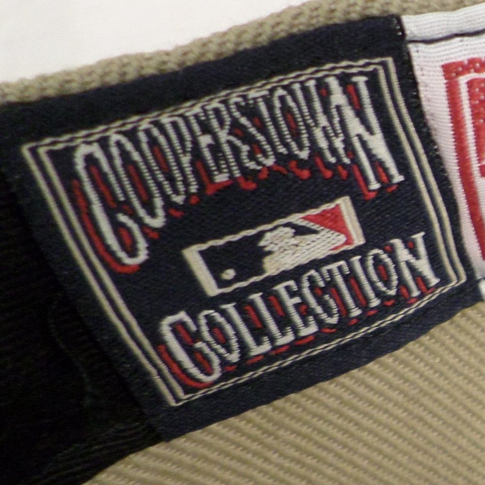 Cincinnati Reds American Needle Cooperstown Collection Fitted Size 7 1/8 Hat - Picture 6 of 8
